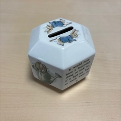 WEDGWOOD ウェッジウッドピーターラビット貯金箱 (ジョニ) 西台 WEDGWOOD ウェッジウッドピーターラビット貯金箱 (ジョニ) 西台