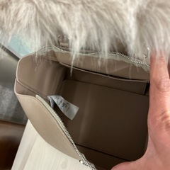☆値下げ☆K2504-400 配送不可 FRAY ID 2way ファーバック ピンクベージュ 中古美品の画像