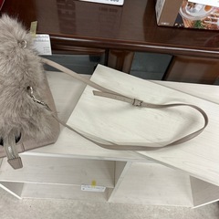 ☆値下げ☆K2504-400 配送不可 FRAY ID 2way ファーバック ピンクベージュ 中古美品の画像