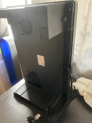 IHクッキングヒーター  IHC-W2S-B 
