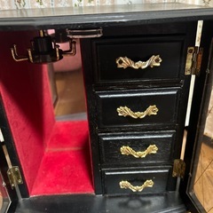 ジュエリーケースの画像