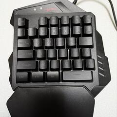ジャンク品　キーボードとマウスセットの画像