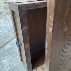 【お気に入り】だけで取り引き全く無いですが12/31(水)取り引き希望　かなり大昔(明治大正)の大きな引き出し付きテーブルの画像