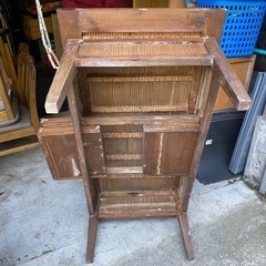 【お気に入り】だけで取り引き全く無いですが12/31(水)取り引き希望　かなり大昔(明治大正)の大きな引き出し付きテーブルの画像