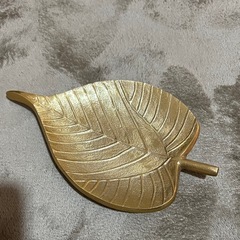 リーフ型　小物入れ