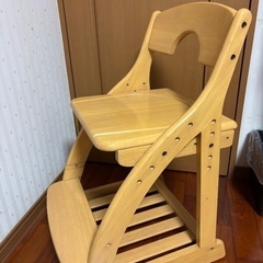 椅子（下段にランドセル