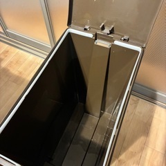 ニトリ ゴミ箱 45Lの画像