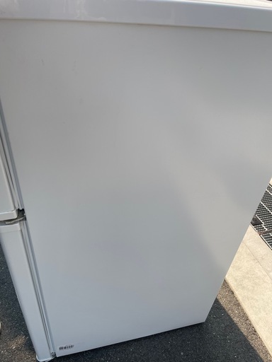 D1704 三菱 MITSUBISHI 冷蔵庫 2012年 256L 左側面テープ跡 割れあり