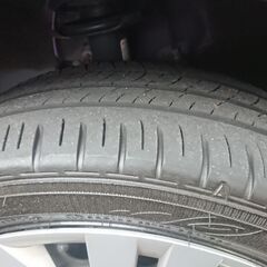 ダイハツ純正スチールホイール ＋ ノーマルタイヤ（DUNLOP ENASAVE EC300+）165/55R15　ダイハツ　キャストで使用中の画像