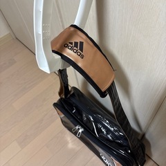 adidasアディダススポーツバックの画像