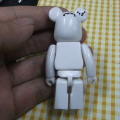 ベアブリック/BE@RBRICK  ニャロメロンの画像