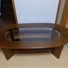 テーブル