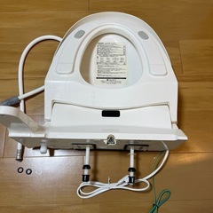TOSHIBA 温水洗浄便座SCS-S300 (けんじ) 神戸の生活家電《温水 TOSHIBA 温水洗浄便座SCS-S300 (けんじ) 神戸の生活家電《温水