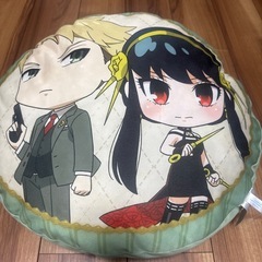 スパイファミリーのクッション