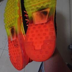 AIRMAX 27,5センチ、ネオンカラー。の画像