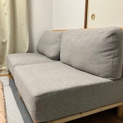 ファブリックソファー