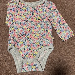 GAP  花柄ロンパース　12-18month 
