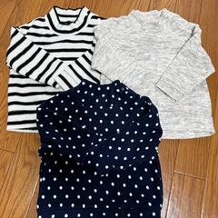 【UNIQLO 】ベビー80 フリース3着、ヒートテック3着　美品の画像
