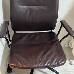 昇降機能付きレザーオフィスチェア