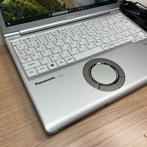 Simモデル・美品>01182 軽量 Panasonic レッツノート CF-SV7 Simモデル・美品>01182 軽量 Panasonic レッツノート CF-SV7
