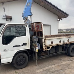クレーン付きトラック2t