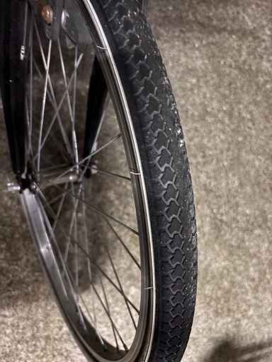 人気の白 24インチ 1年使用 クロスバイク風自転車
