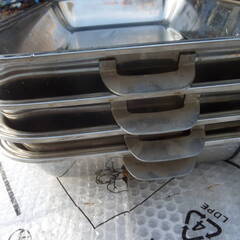 詳細不明　ステンレス大皿　4枚　セット　バイキング　ビュッフェ　仕出し料理　の画像