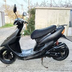 非常に良いエンジン。ホンダDio AF35。非常に速いバイク。シートカバーは新品。フロントディスクブレーキ付き。の画像