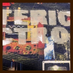 【サイトで売れました】レア 希少　ヒステリックグラマー 蓄光 ロゴが光るTシャツの画像