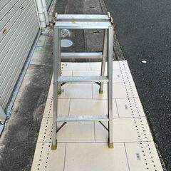   ☀️　ALINCO アルインコ アルミ はしご兼用　脚立　 3尺　MBV-90　 86cm　/　1m82cm　3段の画像