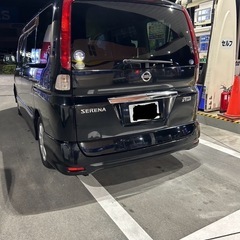 日産セレナ （C25系）8人乗りの画像