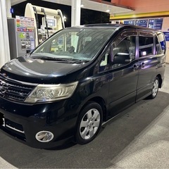 日産セレナ （C25系）8人乗りの画像