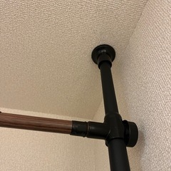 伸縮性突っ張りラックの画像