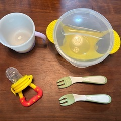ベビー食器類