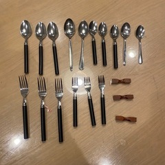 スプーン、フォーク、箸置き