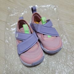 美品 NIKE ナイキ 13cm スニーカー ピンク パープル お花