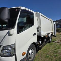 日野　デュトロ　塵芥車 パッカー車の画像