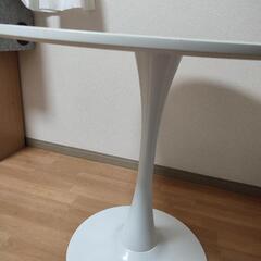 円形テーブル