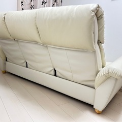 マルイチセーリング製リクライニングソファ