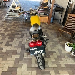 YAMAHA ブロンコ 5BT カスタム車 実働 スパトラ装着　シート張り替え　油脂類交換　バッテリー新品交換　イエローパール　オールペン済みの画像
