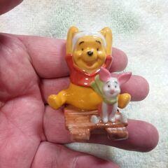 ディズニー　 陶器製　飾り物　プーさん、ピグレット　Sweet ...