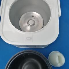 ニトリ マイコン炊飯ジャー SN-A5WH (0.54L／3合)の画像