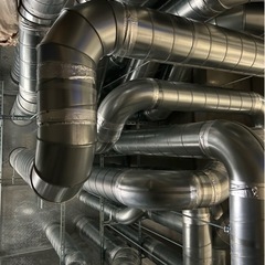 空調設備　ダクト工事。換気工事を少人数でやってます。