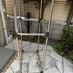 車　タイヤラック