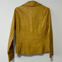 ライダース マスタード色 春秋アウターの画像