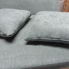 24F 未使用/新品　組立商品　在庫3点　ソファー 一人掛け 1P ロータイプ クッション 2個付 カバーリング 北欧ファブリック セージグリーンの画像