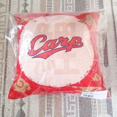 カープグッツ　クッションの画像