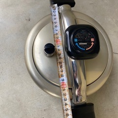 家庭用圧力鍋4.7Lの画像