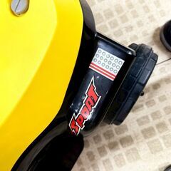 トイザらス 電動バイク AVIGO 乗用玩具の画像