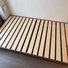 【美品】セミダブルベッドフレーム
の画像